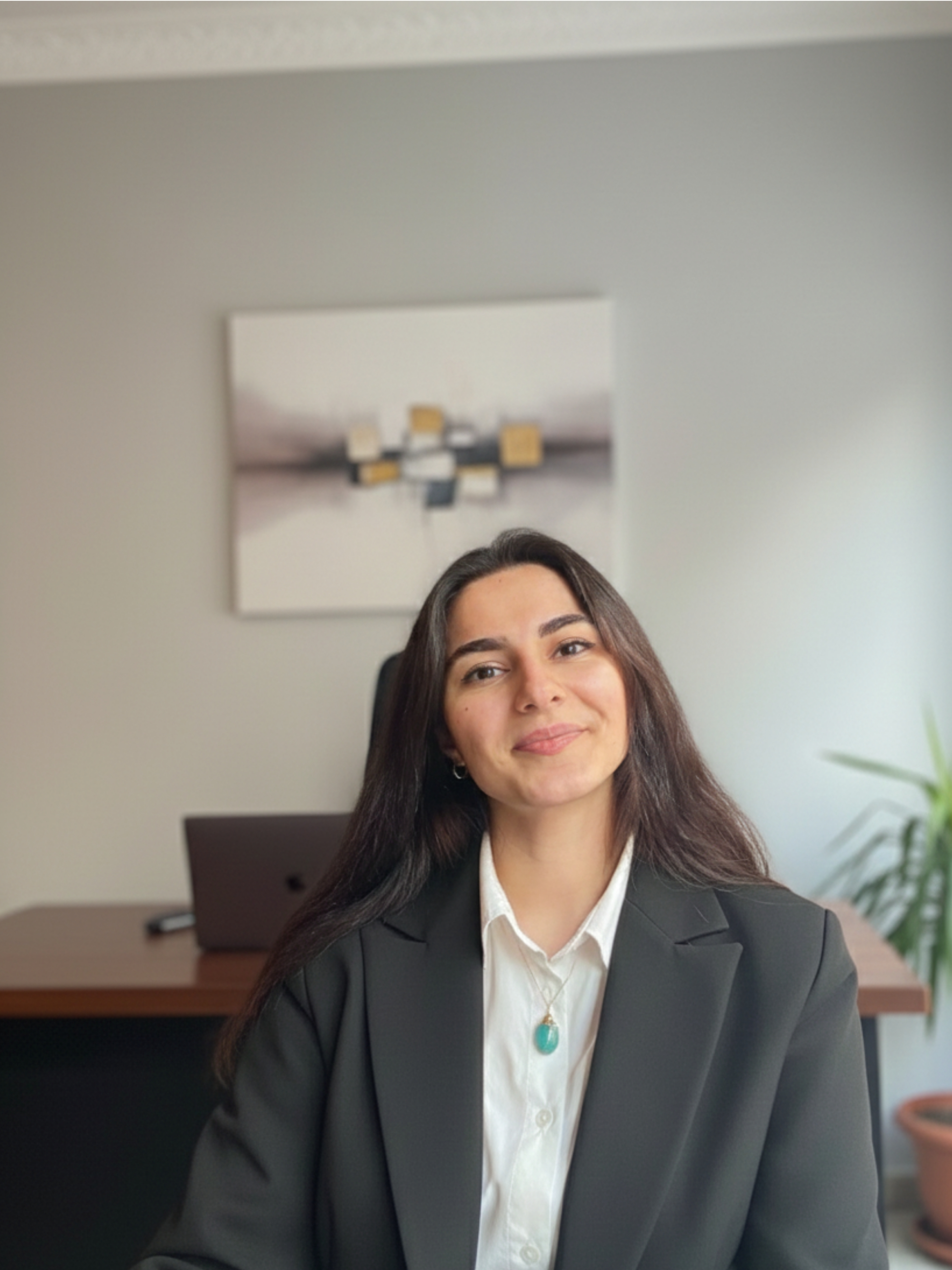 Partner Avukat Zeynep Albay